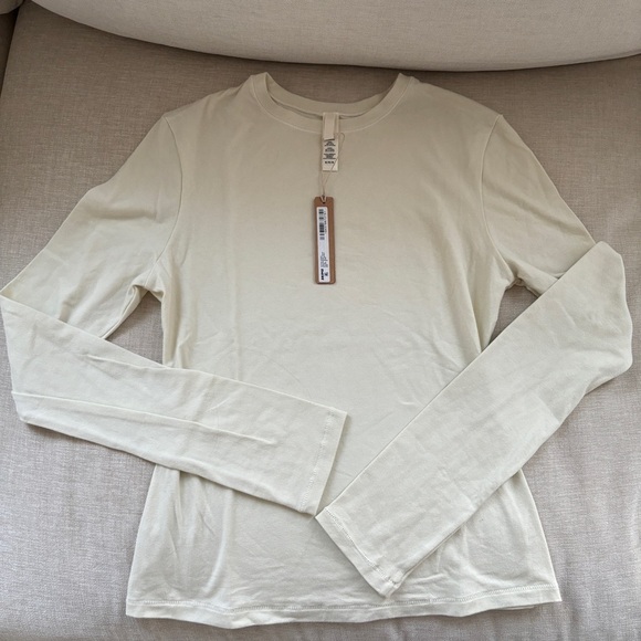 SKIMS COTTON JERSEY LONG SLEEVE T-SHIRT | BONE - XS NWT NEW - Picture 5 of 6